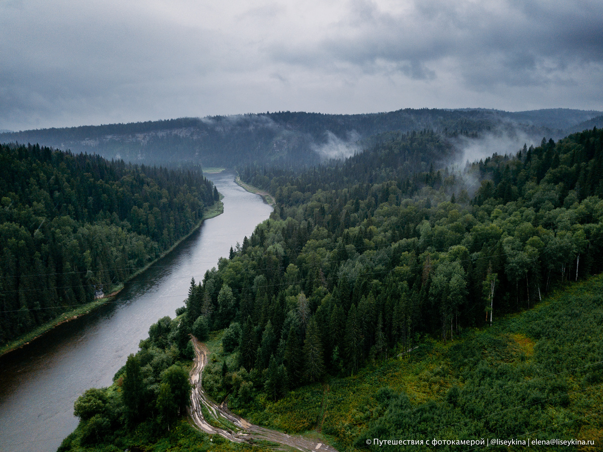 Добавила в статью свои фотографии из путешествий по России