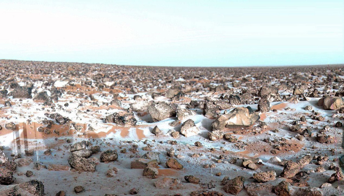 Снег на поверхности Марса 1979 год. NASA "Викинг-2" 