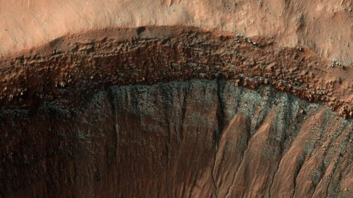 Кратер в Южном полушарии Марса / Mars Reconnaissance Orbiter 