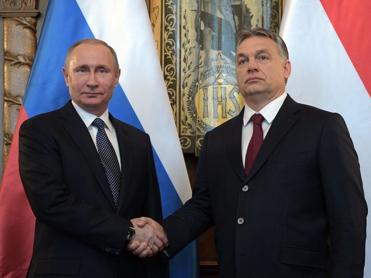    Президент РФ Владимир Путин и премьер-министр Венгрии Виктор Орбан во время встречи в Будапеште. 2 февраля 2017© РИА Новости / Алексей Дружинин