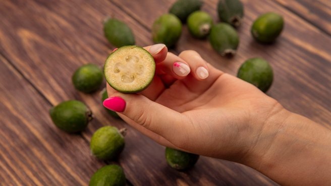 Россиян предупредили об опасности варенья из фейхоа