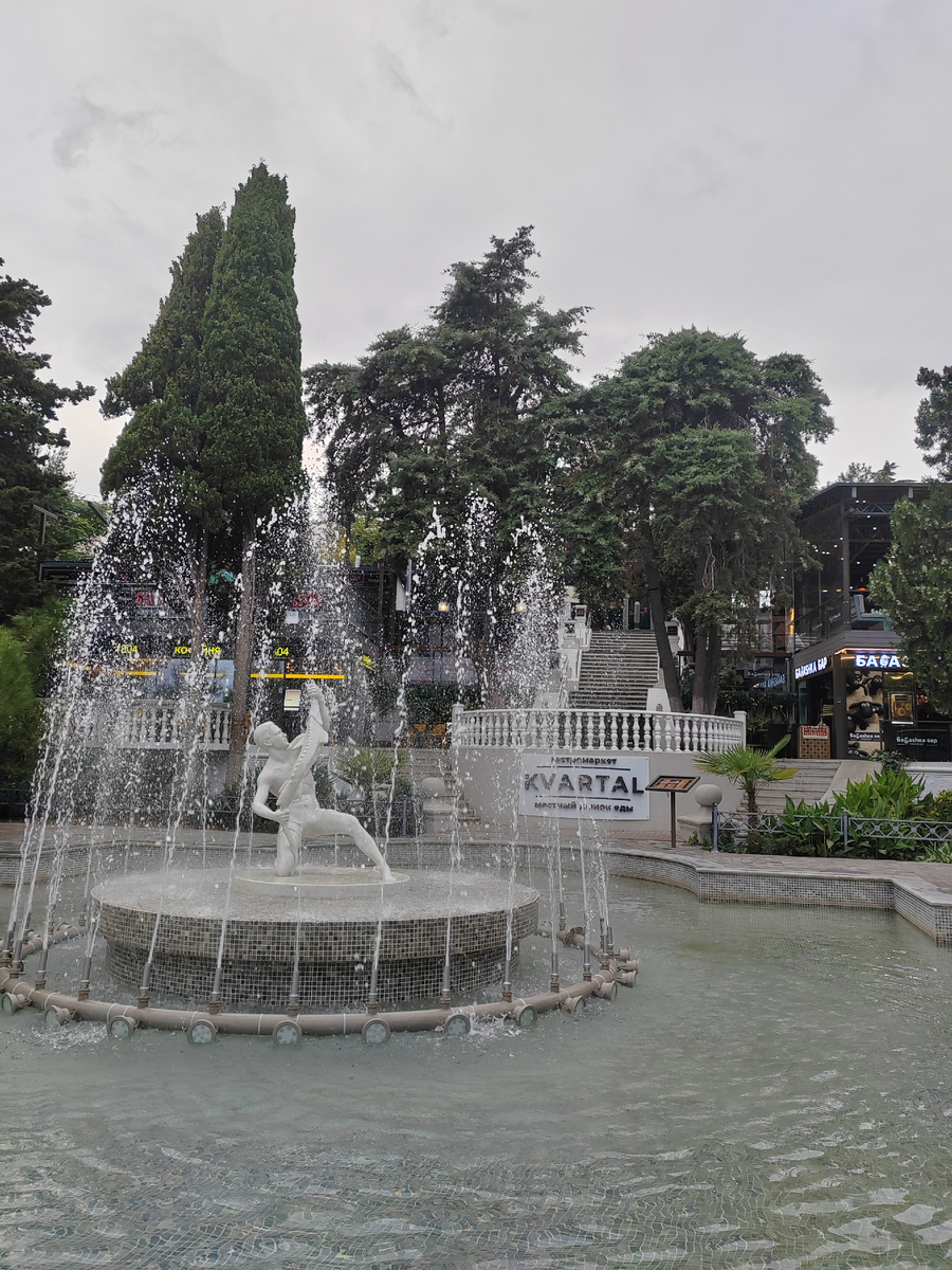 Набережная Алушты. Фото автора. 