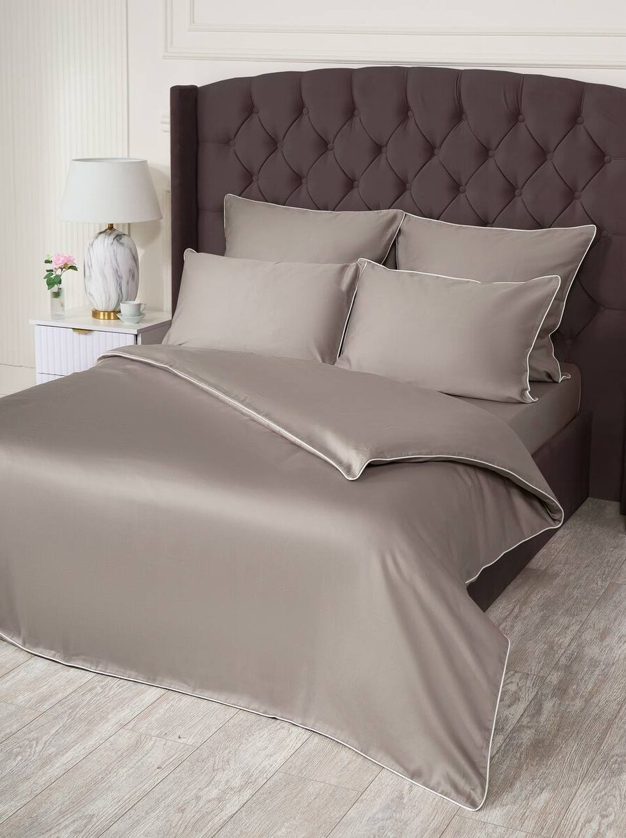 Комплект постельного белья от “SANPA HOME”, состоящий из 100% мерсеризированного хлопка, плотностью 135г/м.кв.