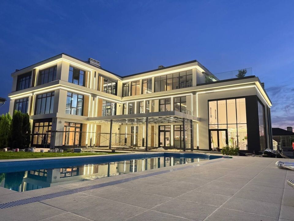    Дом Оксаны Самойловой и Джигана. Источник: @samoylovaoxana*