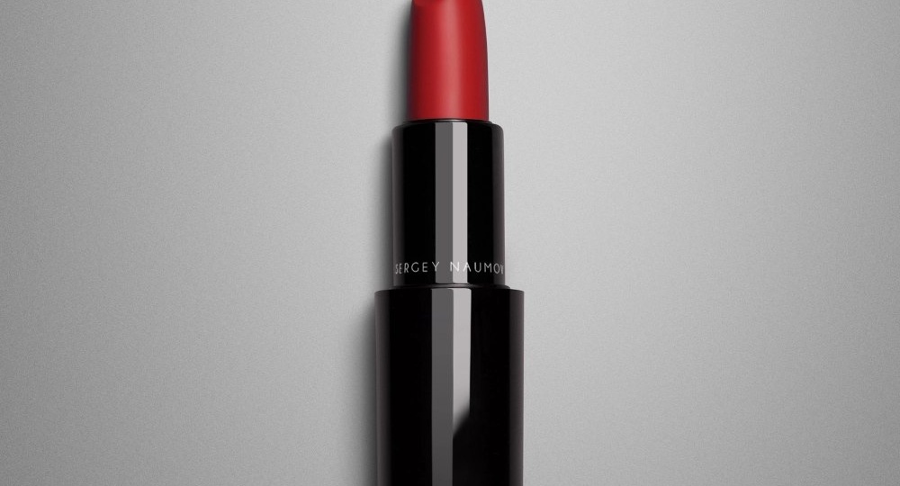 Шокирующая правда: почему матовая помада всегда выглядит плохо