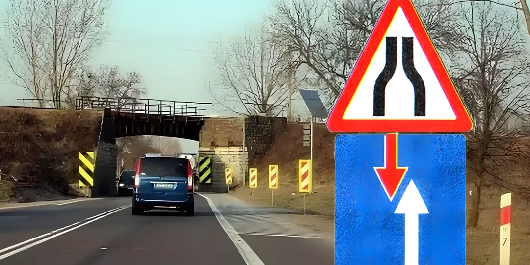 «Стыдно, водители, не знать элементарного»: Объясняю, кто должен уступить дорогу в ситуации с сужением дороги