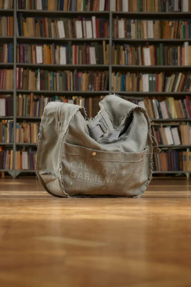    GARY'S HOUSE BAG в оттенке стальной серый