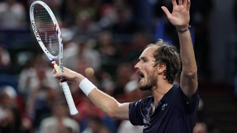    Источник: Reuters