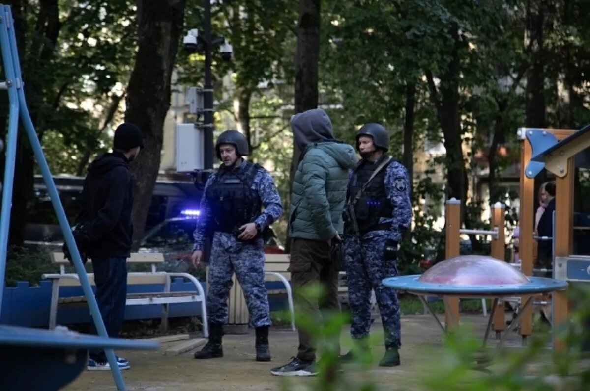    В Петербурге нейросеть научили вызывать Росгвардию на детские площадки