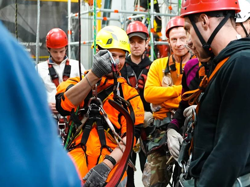 «В ЦПО «Аландр» с первых занятий — только практика»