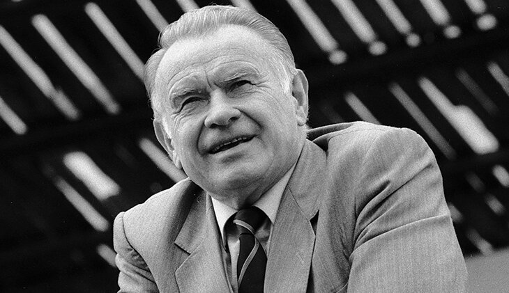 Константин Бесков