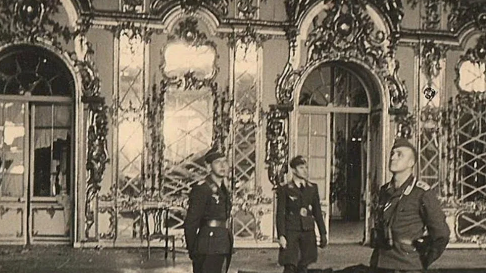 Трофей для избранных. Кто на самом деле стал наследником Янтарной комнаты?