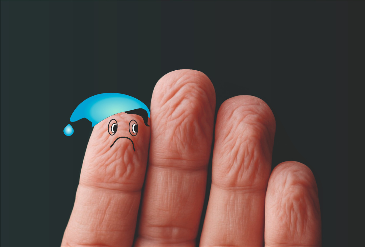  Морщины на пальцах после воды.