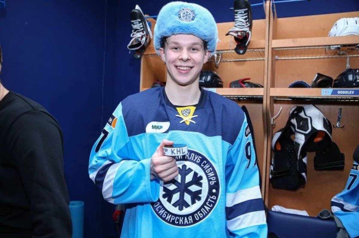    Нападающий Владимир Михалев перешел из ХК «Сибирь» в «Металлург»