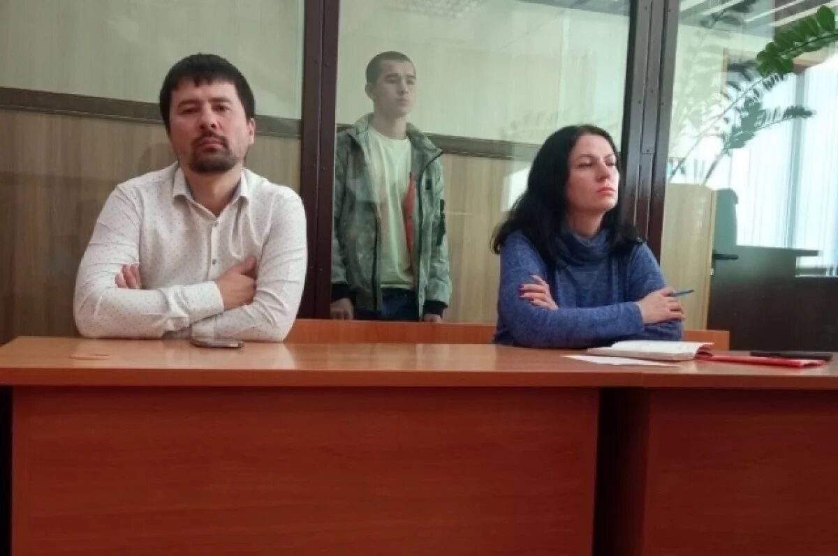    В Новосибирске 19-летний парень на BMW пытался скрыться от сотрудников ДПС