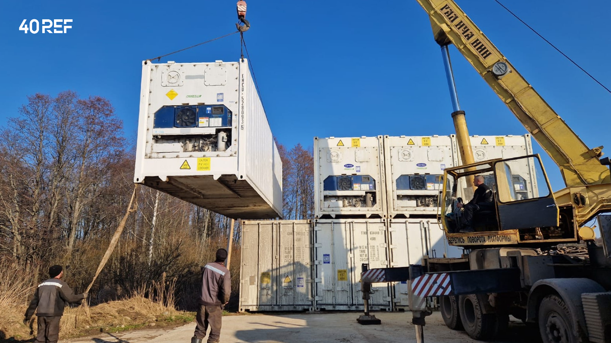 Установка контейнеров друг на друга