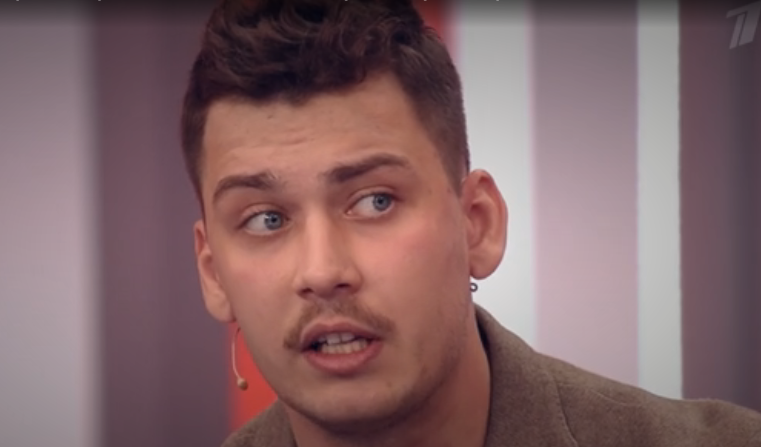 Сын Усольцевой Данил. Фото: скрин 1tv.ru.