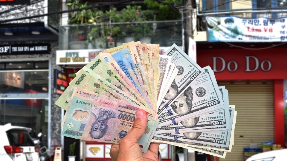 Деньги во Вьетнаме