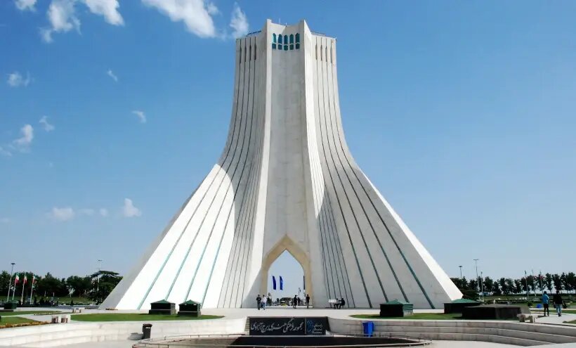     Башня Азади в Тегеране. © РИА Новости. Антон Быстров