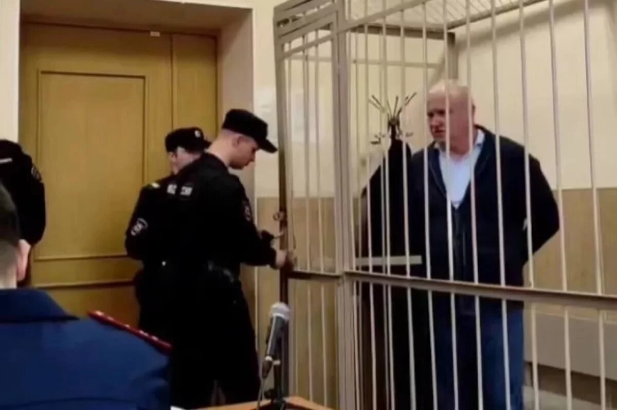    Директора «Службы заказчика» Приморского района арестовали за взятку