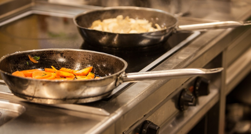    1 прибор дома незаметно ворует столько же энергии, сколько 60 холодильников: он есть почти в каждом доме