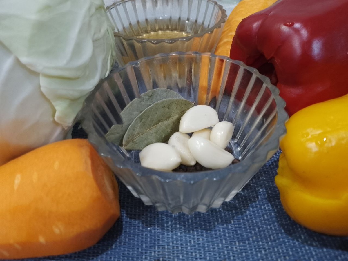 Ингредиенты для приготовления маринованной капусты
