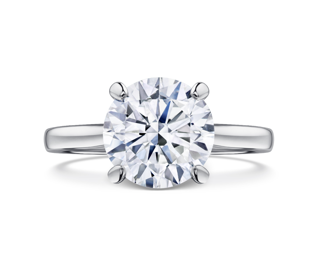 Кольцо из белого золота 750 пробы с лабораторным бриллиантом 1,5 Ct