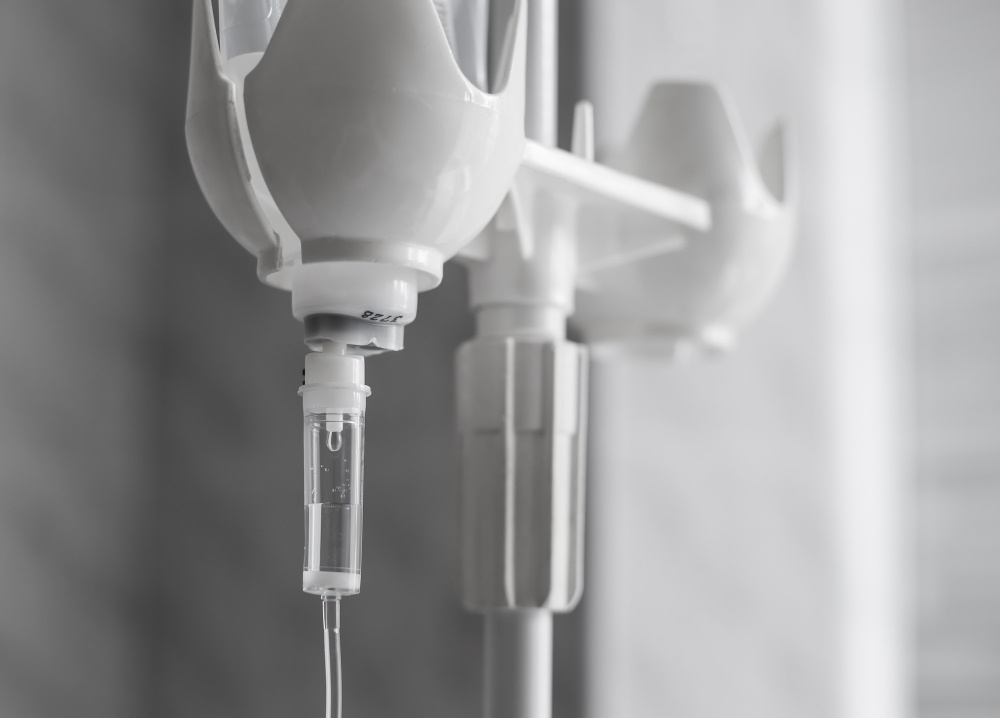 Капельницы при алкогольной интоксикации: какие считаются лучшими. (источник изображения: freepik.com)