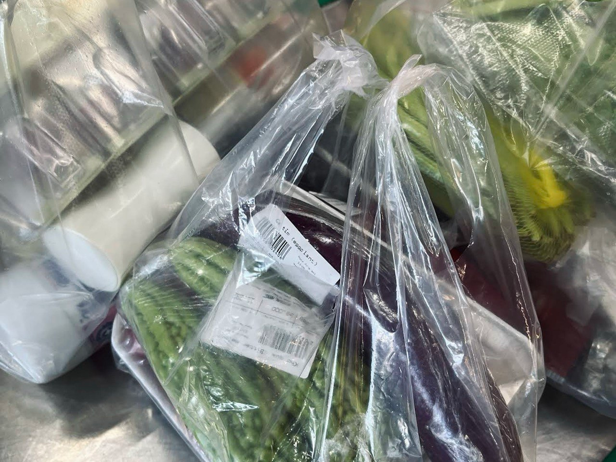 Вот такие маленькие прозрачные пакеты мне уже некуда девать