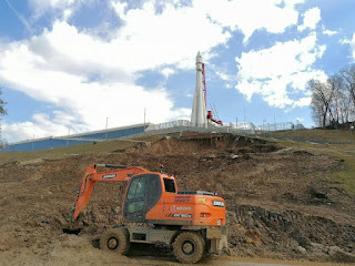 Судебный процесс по Склону Музея космонавтики закончился. Арбитражный суд взыскал 23 193 880 рублей с ООО "Сваймастер" за использование более дешевых строительных материалов и подмену сметных расчетов.