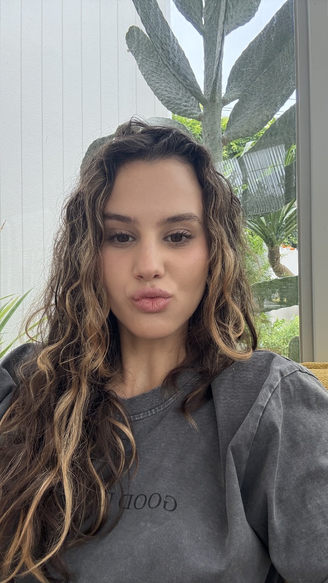 Любимая тушь с эффектом накладных ресниц 