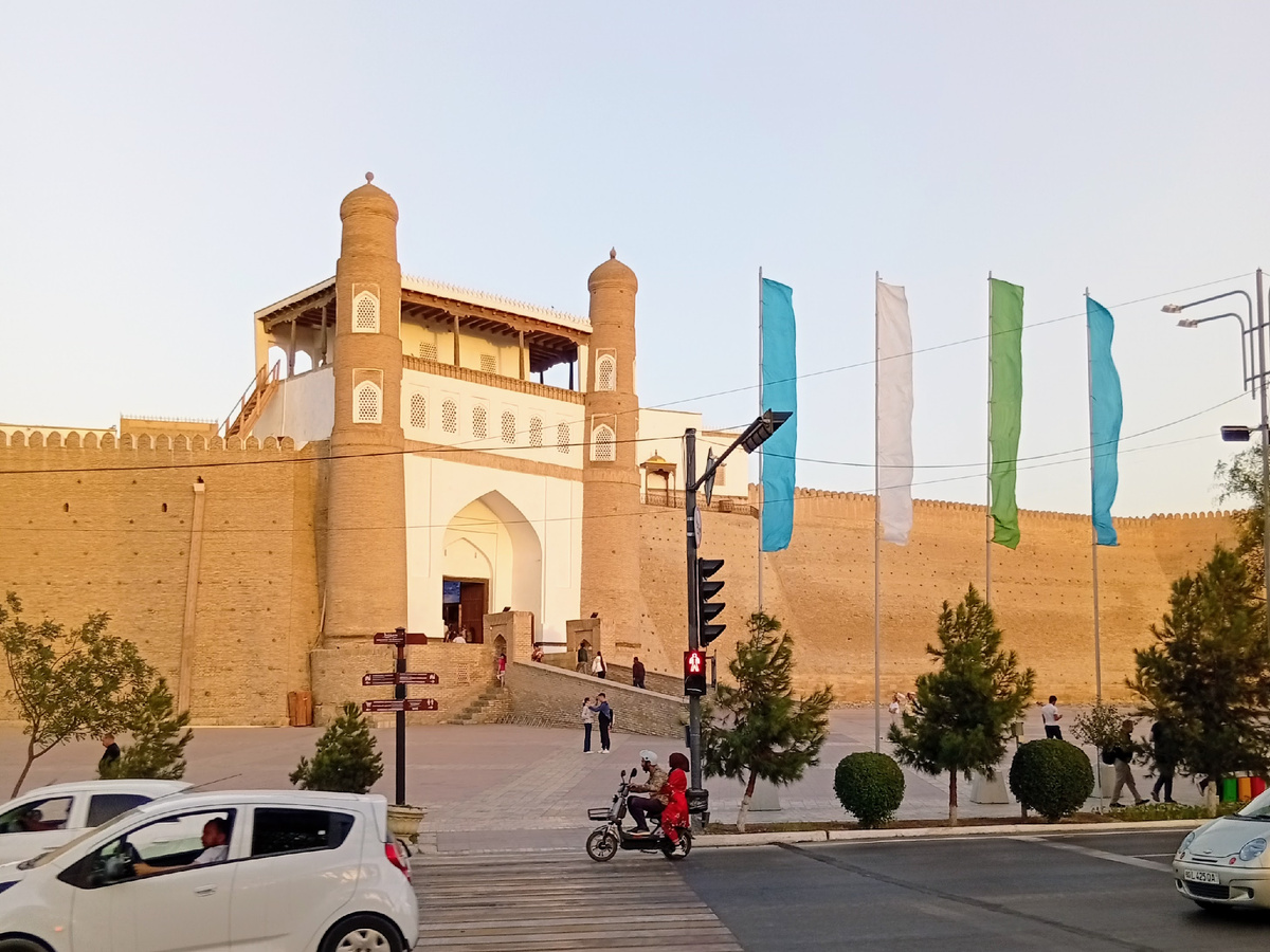 Цитадель Арк. Фото из личного архива автора.