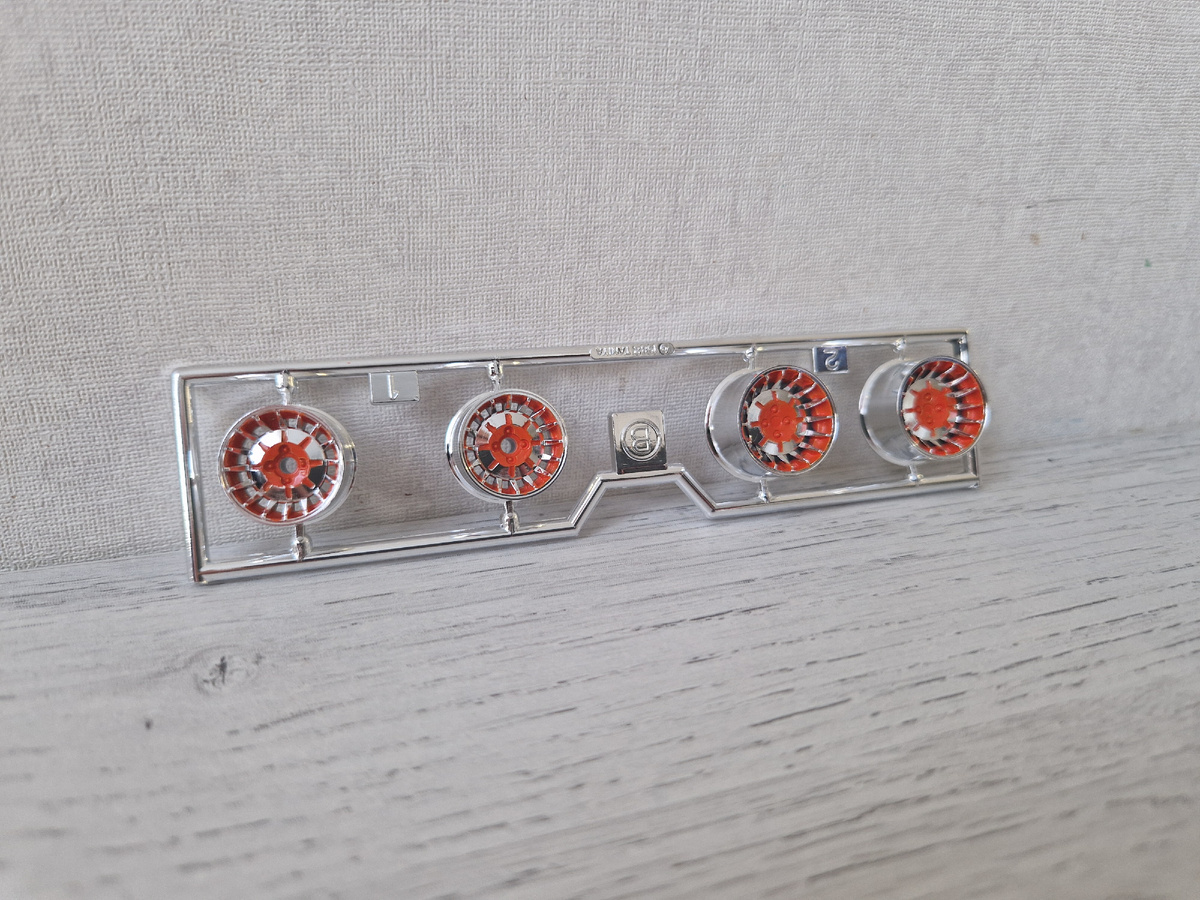 Покрашенные колеса