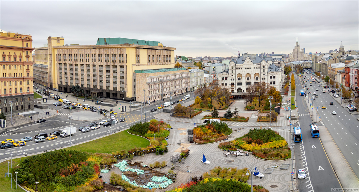 Лубянская площадь