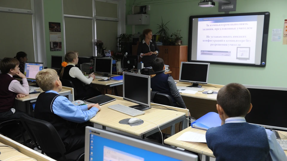 Лучше один учитель с мелом и доской, чем класс, заставленный мониторами