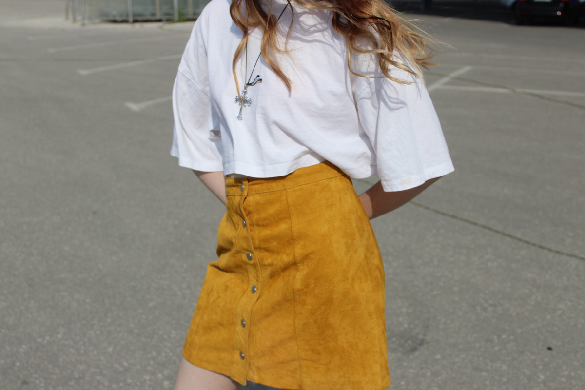 Ссылка для покупки юбки: https://www.avito.ru/samara/odezhda_obuv_aksessuary/yubka_naturalnaya_zamsha_7500086781?utm_campaign=native&utm_medium=item_page_android&utm_source=soc_sharing_seller