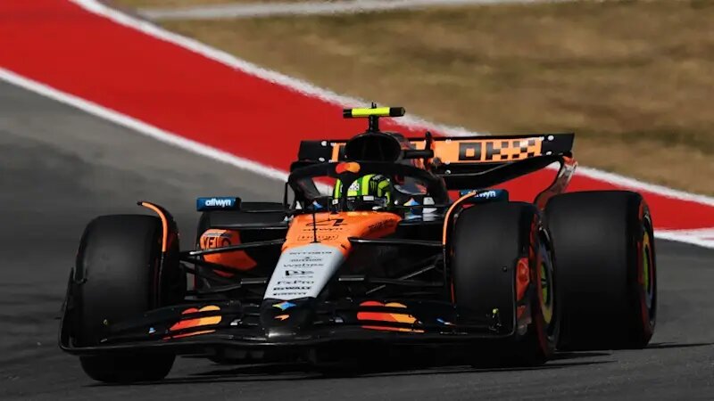 Ландо Норрис (C) xpb.cc