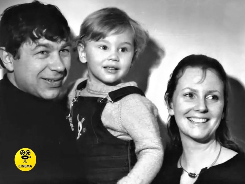 С женой Франциской и сыном Александром.