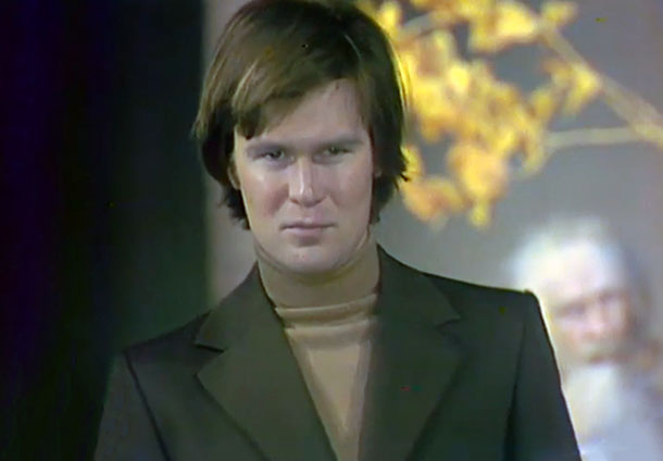 Алексей Минин. Кадр из фильма-спектакля «Приглашение к жизни»