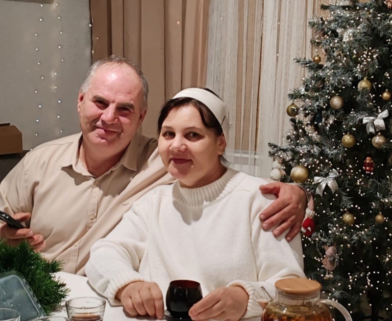    У супругов Танкаевых есть семейные награды. Среди самых важных – почетный диплом Губернатора Ростовской области “За заслуги в воспитании детей” и медаль “За любовь и верность” Евгений Николаев