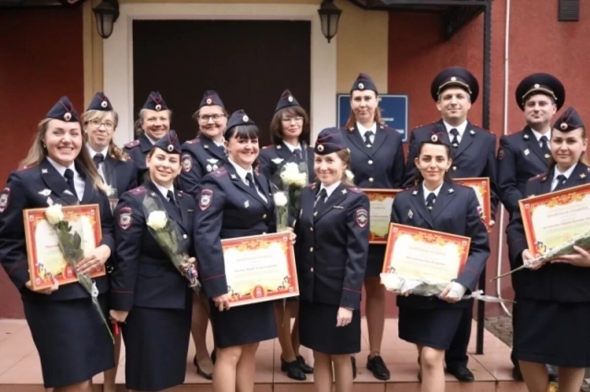    В Калининграде наградили сотрудников службы дознания УМВД