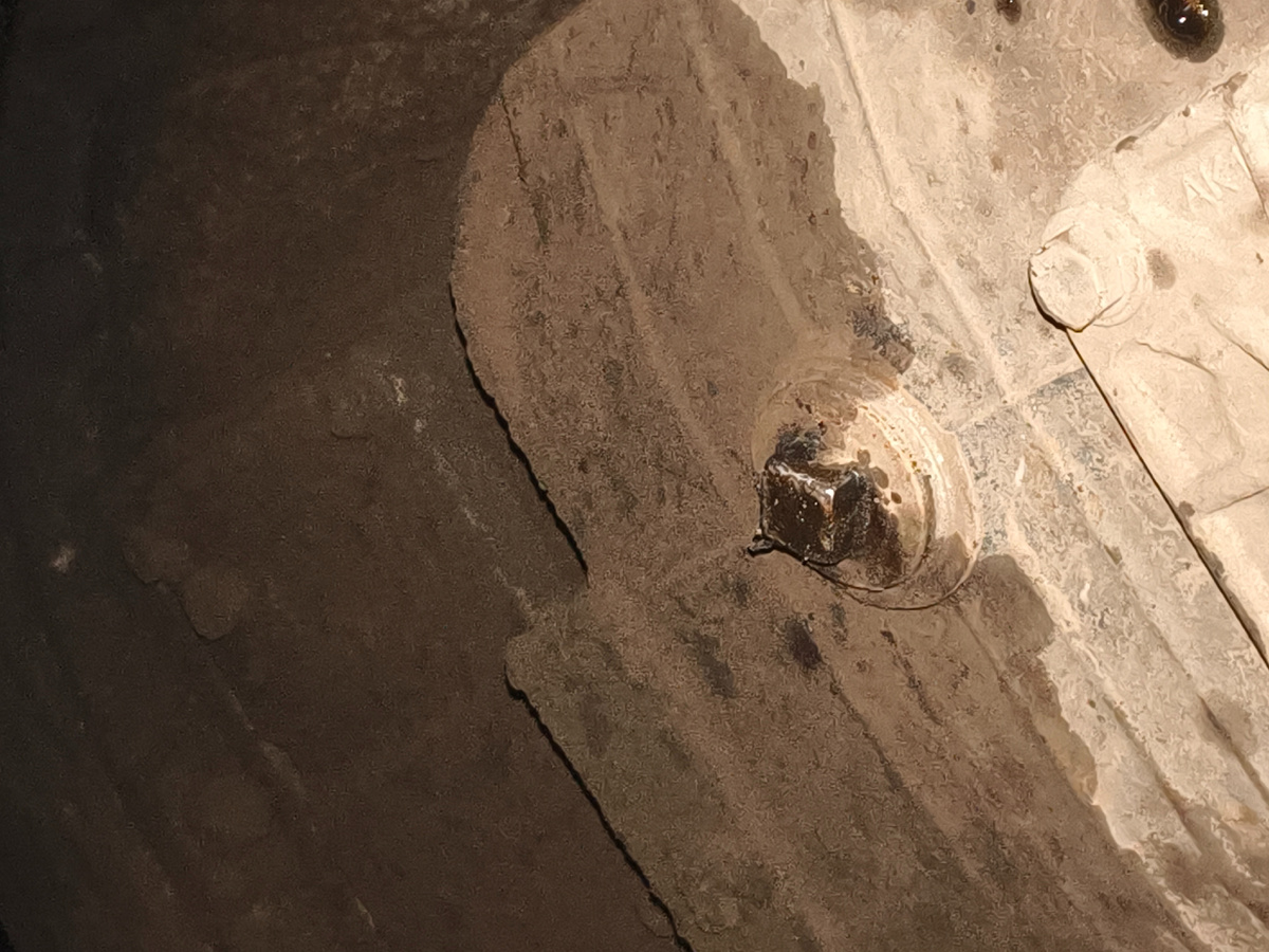 Пробка слива масло в коробке передач