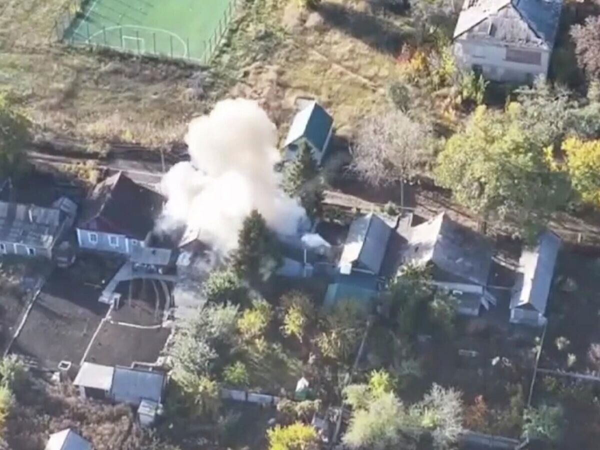    Уничтожение под Красноармейском замаскированного пункта управления БПЛА© РИА Новости