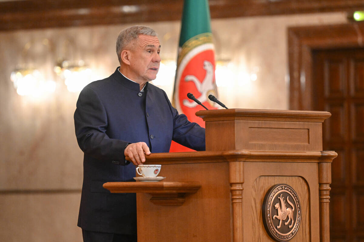 Рустам Минниханов заявил, что 2026 год в Татарстане объявлен Годом воинской и трудовой доблестиФото: rais.tatarstan.ru