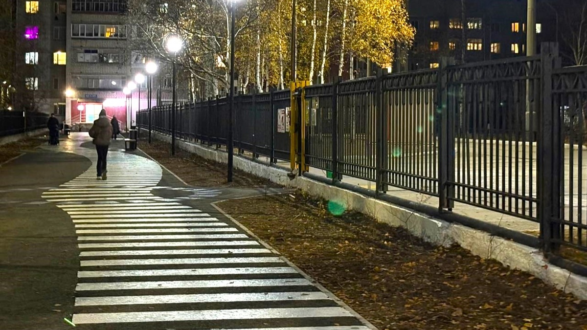    В Нижневартовске преобразили пешеходную зону у детского сада и школы