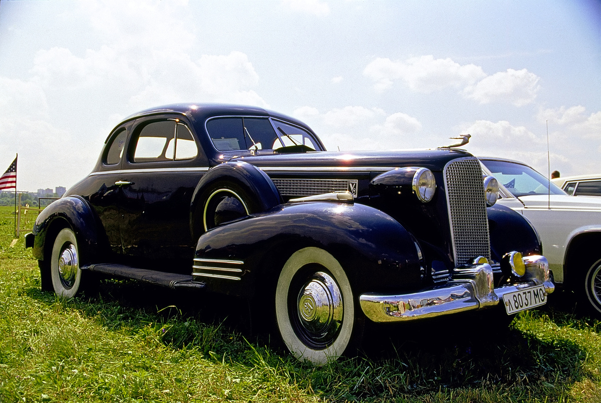 Cadillac Плаксина 