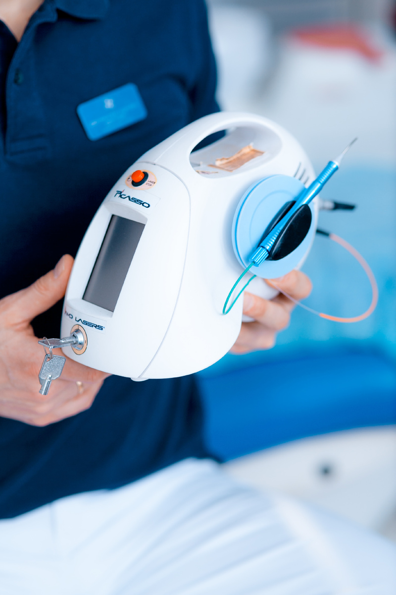 Фотография взята с сайта стоматологии Дмитрович Фэмили https://www.dmitrovich.ru/