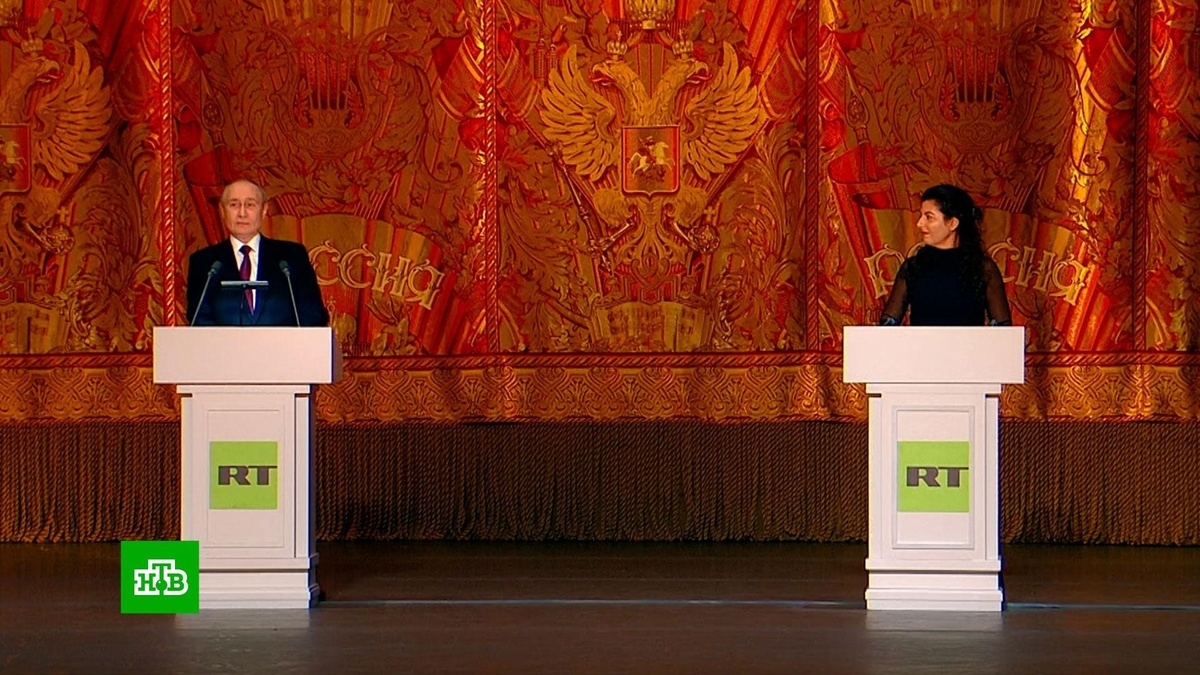    Путин поздравил RT с 20-летием и пожелал каналу победы в борьбе за умы и сердца