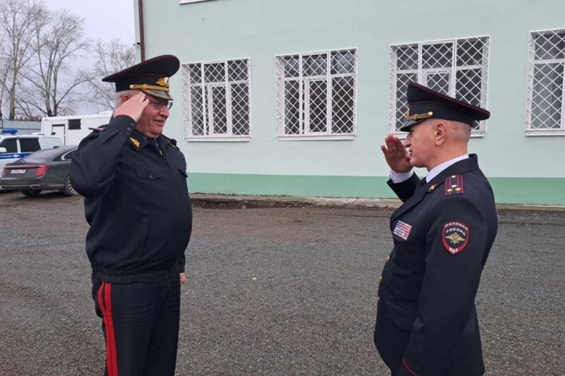    Глава пресс-службы ГУ МВД России по Свердловской области Валерий Горелых / Открытие нового отдела полиции в Нижнем Тагиле