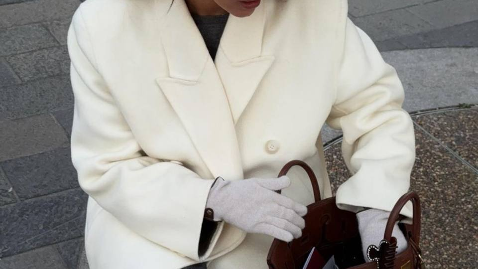 Гардероб против осенней хандры: 7 цветов, которые зарядят вас энергией этой осенью